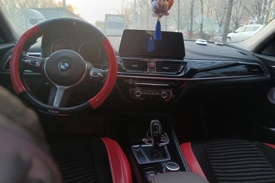 2020 BMW 1 Series 1.5T 140HP L3 7DCT,autocango,china used car exporter,china ev exporter,chinese used car exporter,chinese used ev exporter