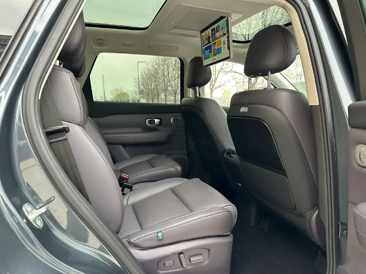 2024 Leapmotor C16 1.5L 95HP L4 REEV 28.4KWH,autocango,china used car exporter,china ev exporter,chinese used car exporter,chinese used ev exporter