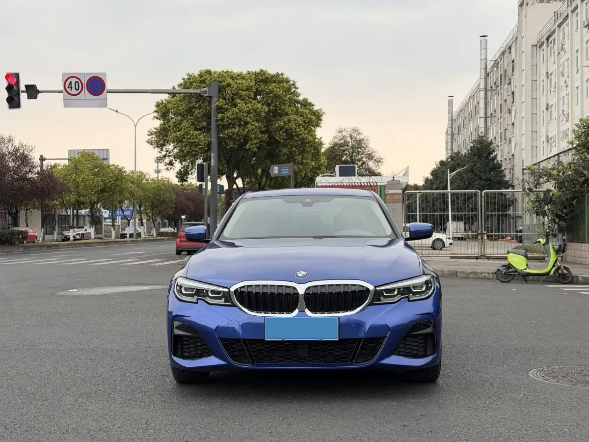 2020 BMW 3 Series 2.0T 184HP L4 8AT,autocango,china used car exporter,china ev exporter,chinese used car exporter,chinese used ev exporter