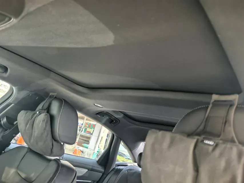 2023 Audi A6L 2.0T 245HP L4 7DCT,autocango,china used car exporter,china ev exporter,chinese used car exporter,chinese used ev exporter