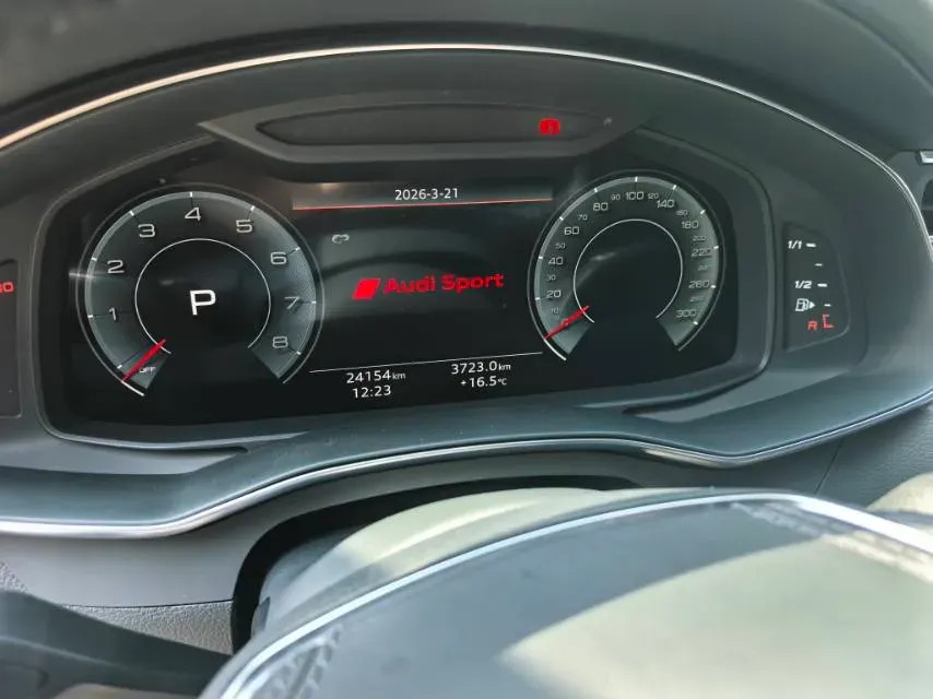 2023 Audi A6L 2.0T 245HP L4 7DCT,autocango,china used car exporter,china ev exporter,chinese used car exporter,chinese used ev exporter