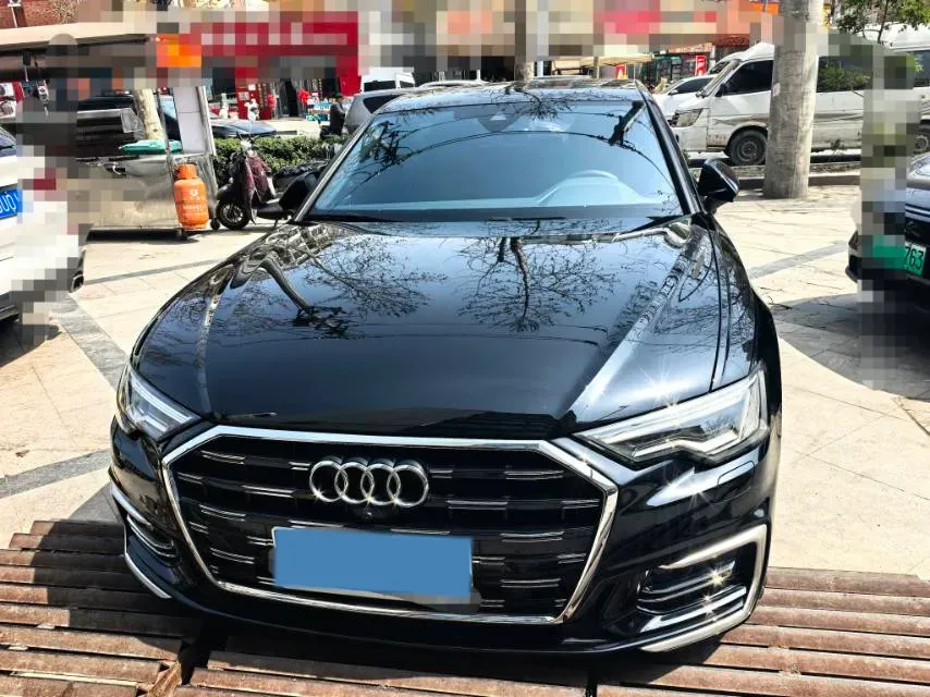 2023 Audi A6L 2.0T 245HP L4 7DCT,autocango,china used car exporter,china ev exporter,chinese used car exporter,chinese used ev exporter