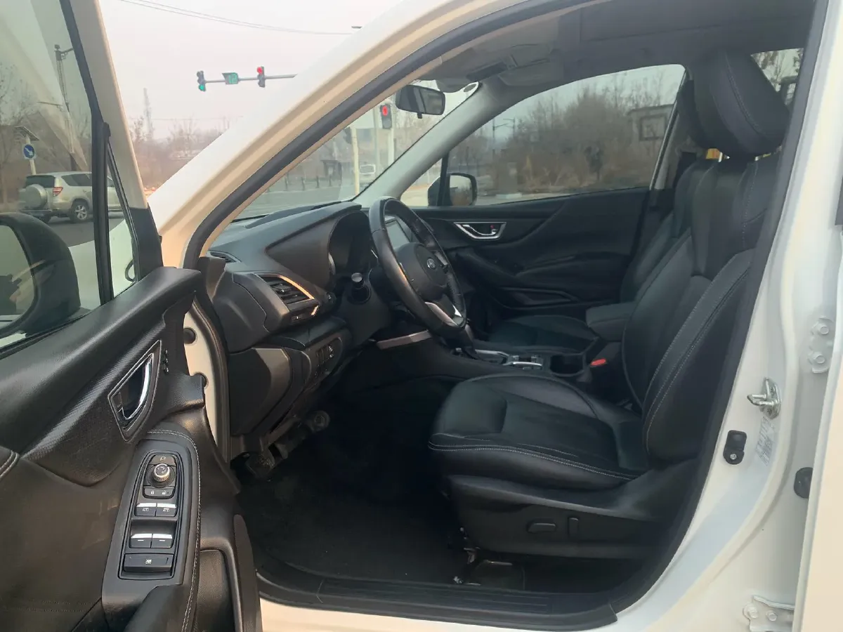 2020 Subaru Forester 2.0L 156HP H4 CVT,autocango,china used car exporter,china ev exporter,chinese used car exporter,chinese used ev exporter