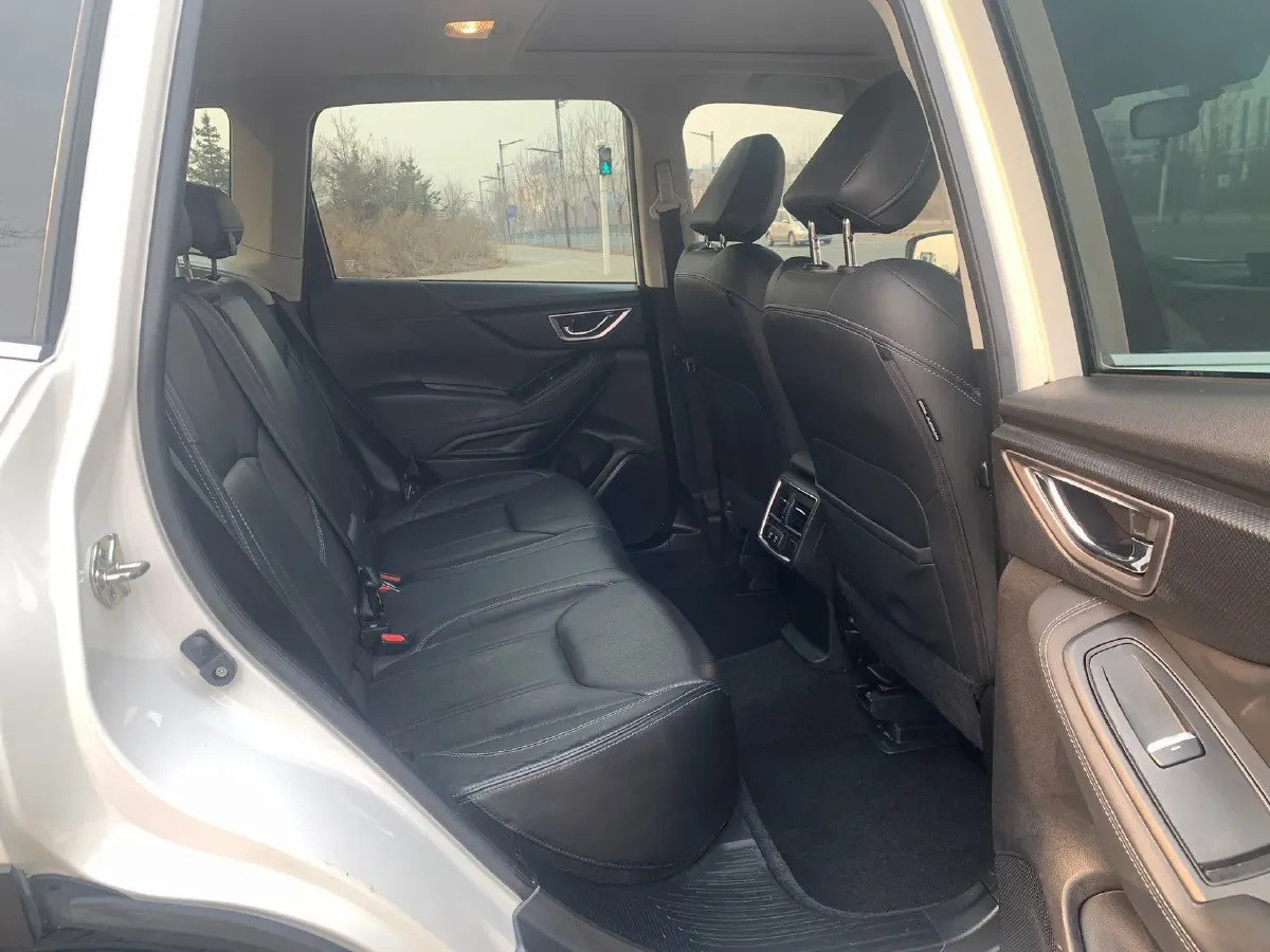 2020 Subaru Forester 2.0L 156HP H4 CVT,autocango,china used car exporter,china ev exporter,chinese used car exporter,chinese used ev exporter