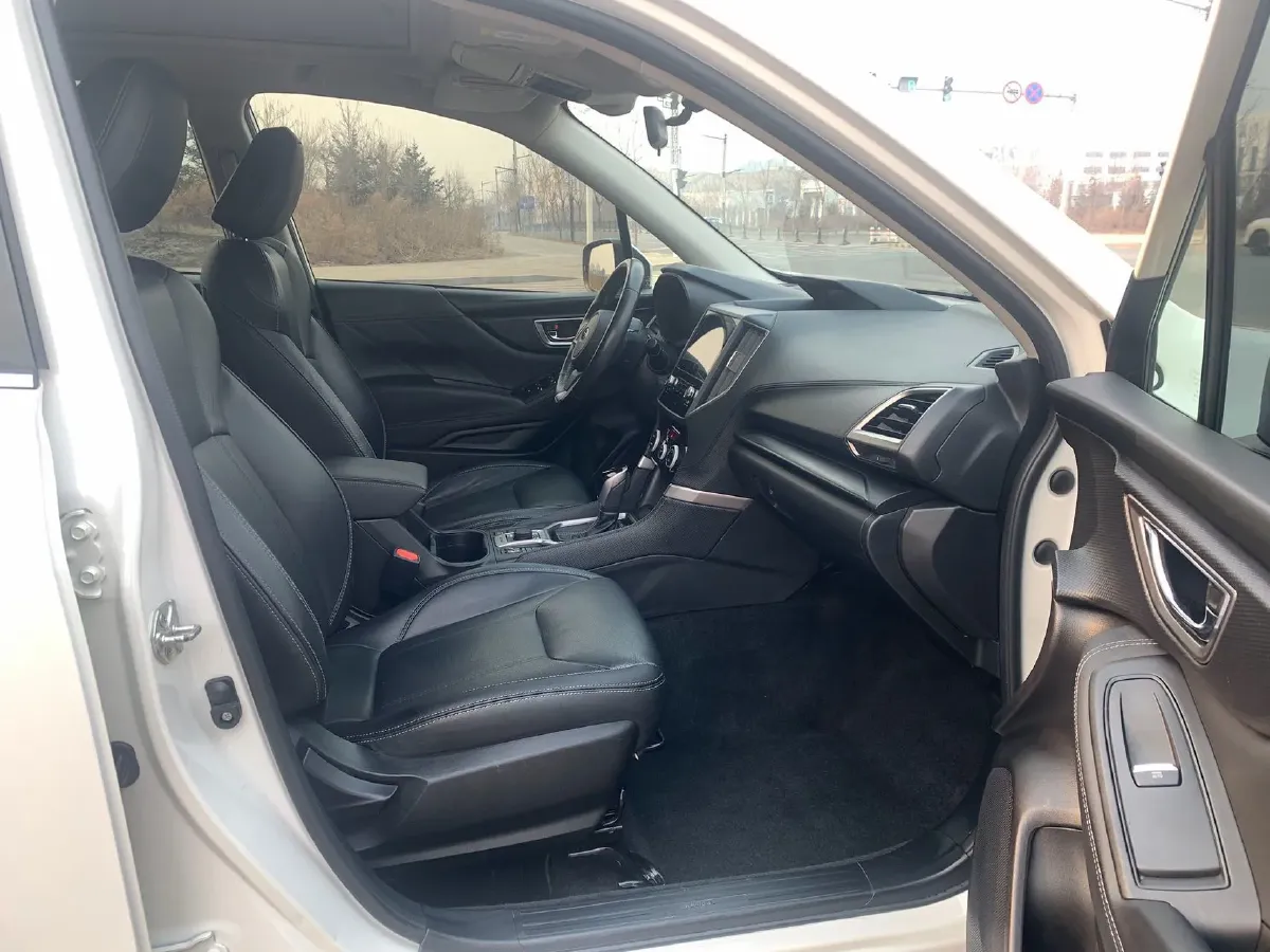 2020 Subaru Forester 2.0L 156HP H4 CVT,autocango,china used car exporter,china ev exporter,chinese used car exporter,chinese used ev exporter