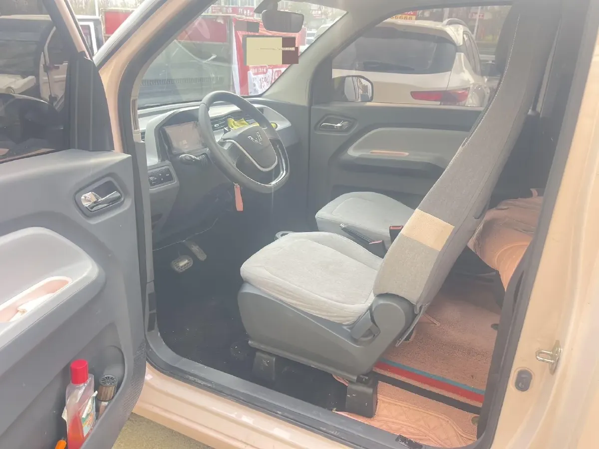 2020 WuLing HongGuang MINI EV BEV 9KWH,autocango,china used car exporter,china ev exporter,chinese used car exporter,chinese used ev exporter