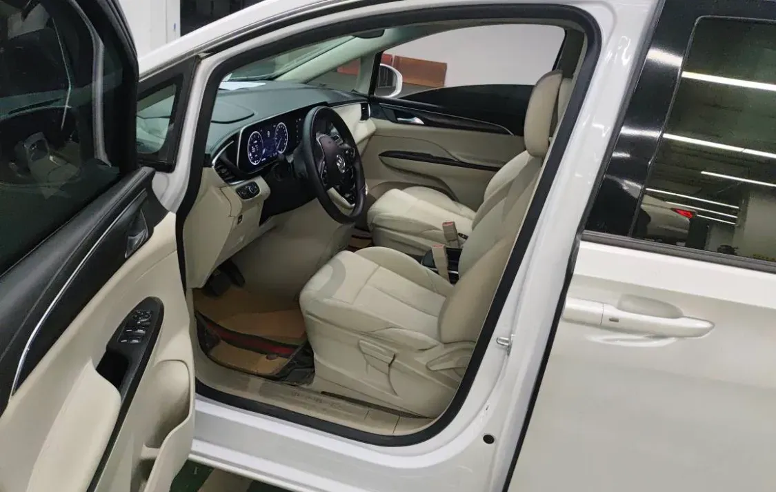 2023 Buick GL8 2.0T 237HP L4 9AT,autocango,china used car exporter,china ev exporter,chinese used car exporter,chinese used ev exporter