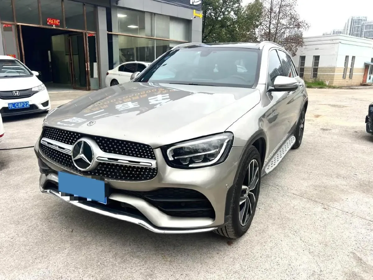2021 Mercedes-Benz GLC Class 2.0T 197HP L4 9AT,autocango,china used car exporter,china ev exporter,chinese used car exporter,chinese used ev exporter