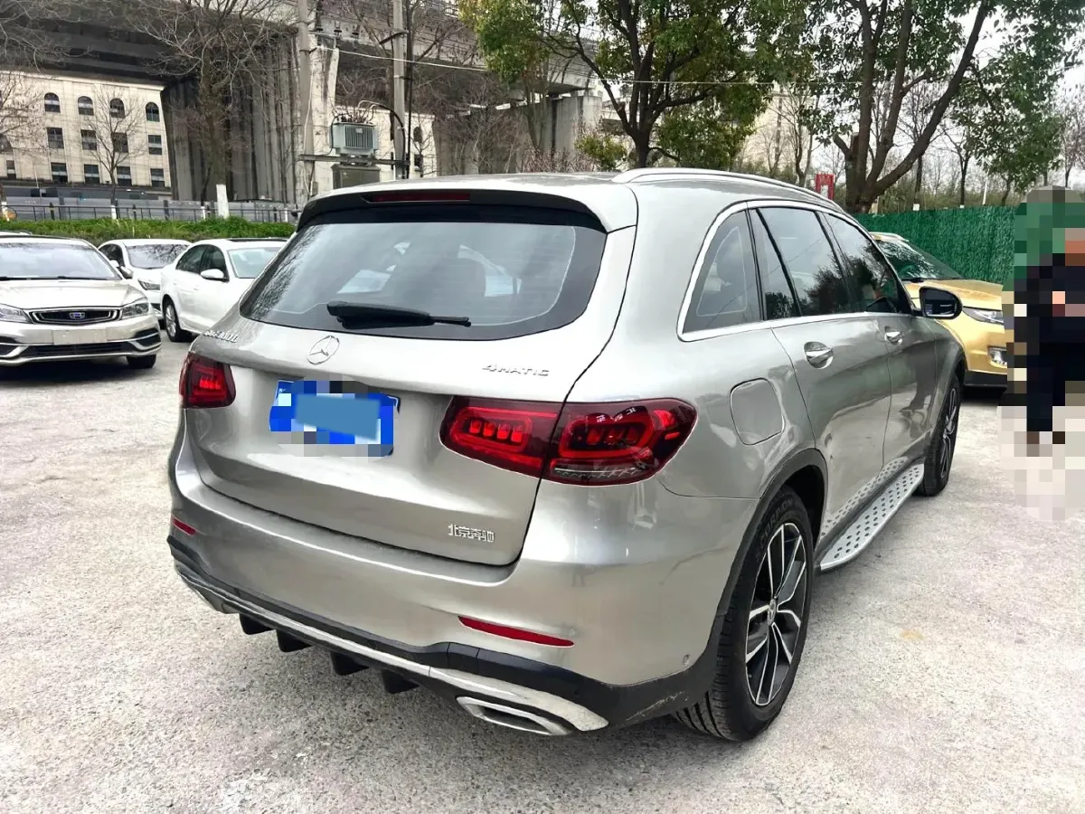 2021 Mercedes-Benz GLC Class 2.0T 197HP L4 9AT,autocango,china used car exporter,china ev exporter,chinese used car exporter,chinese used ev exporter