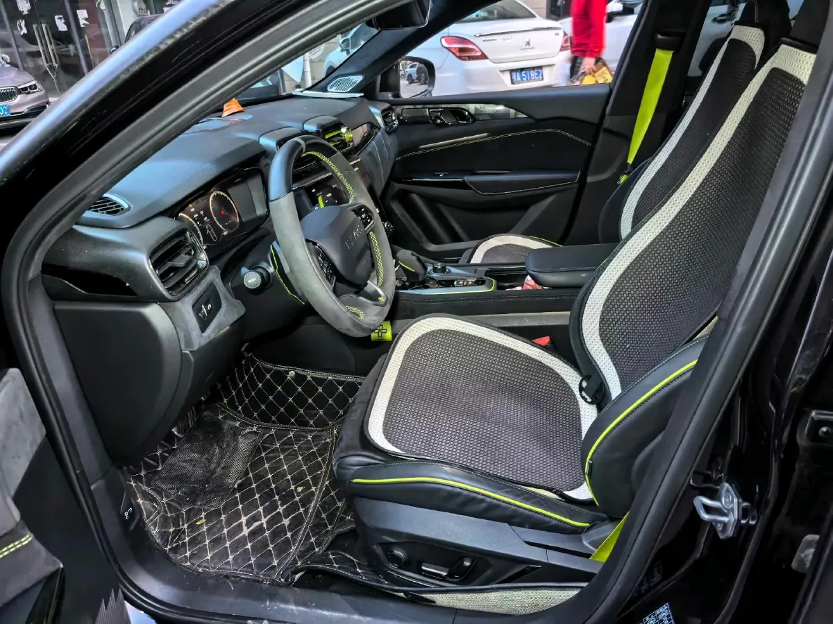 2022 LYNK&CO 03 2.0T 254HP L4 8AT,autocango,china used car exporter,china ev exporter,chinese used car exporter,chinese used ev exporter