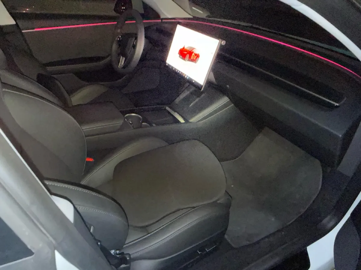 2024 Audi Q3 2.0T 220HP L4 7DCT,autocango,china used car exporter,china ev exporter,chinese used car exporter,chinese used ev exporter