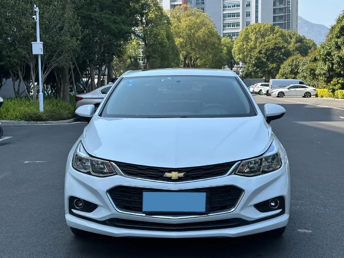 2018 Chevrolet Cruze 1.5L 114HP L4 6AT,autocango,china used car exporter,china ev exporter,chinese used car exporter,chinese used ev exporter