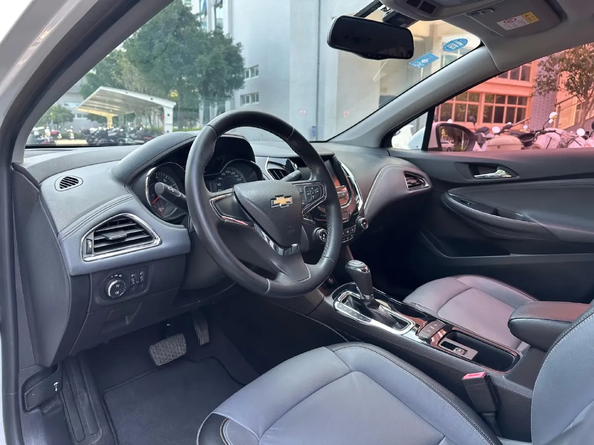 2018 Chevrolet Cruze 1.5L 114HP L4 6AT,autocango,china used car exporter,china ev exporter,chinese used car exporter,chinese used ev exporter