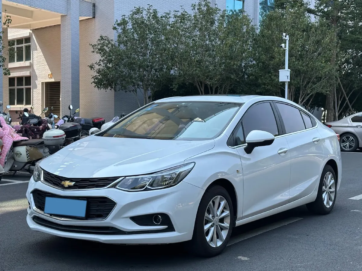 2018 Chevrolet Cruze 1.5L 114HP L4 6AT,autocango,china used car exporter,china ev exporter,chinese used car exporter,chinese used ev exporter