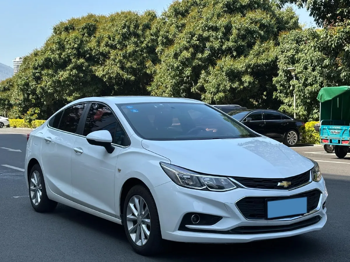 2018 Chevrolet Cruze 1.5L 114HP L4 6AT,autocango,china used car exporter,china ev exporter,chinese used car exporter,chinese used ev exporter