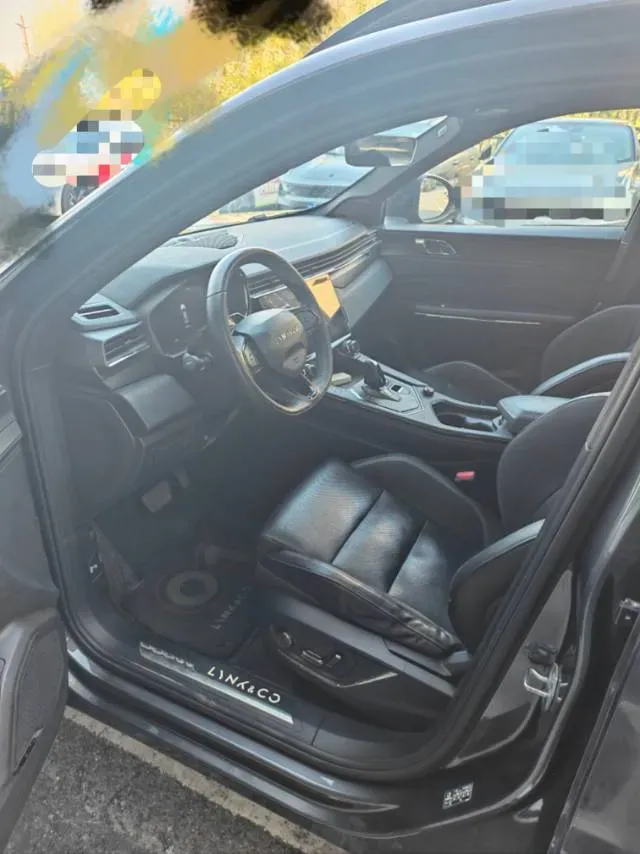 2022 Isuzu Mu-X 2.0T 220HP L4 8AT,autocango,china used car exporter,china ev exporter,chinese used car exporter,chinese used ev exporter