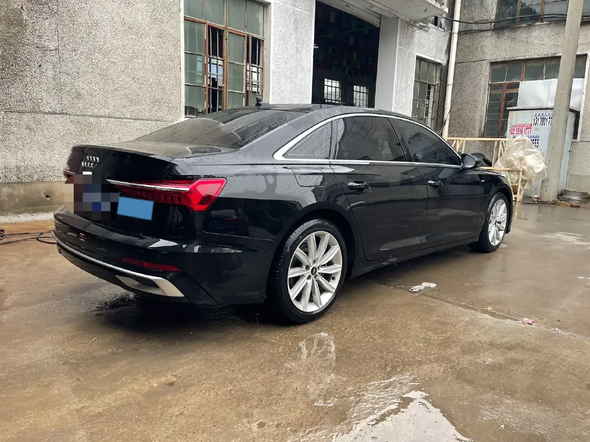 2023 Audi A6L 2.0T 245HP L4 7DCT,autocango,china used car exporter,china ev exporter,chinese used car exporter,chinese used ev exporter