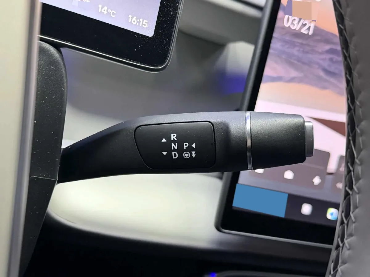 2025 Leapmotor B10 BEV 67.1KWH,autocango,china used car exporter,china ev exporter,chinese used car exporter,chinese used ev exporter