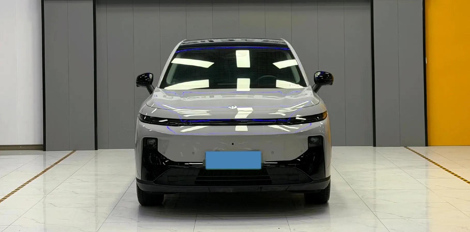2025 Leapmotor B10 BEV 67.1KWH,autocango,china used car exporter,china ev exporter,chinese used car exporter,chinese used ev exporter