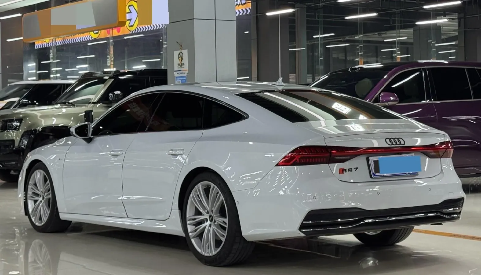 2021 Audi A7 2.0T 245HP L4 7DCT,autocango,china used car exporter,china ev exporter,chinese used car exporter,chinese used ev exporter