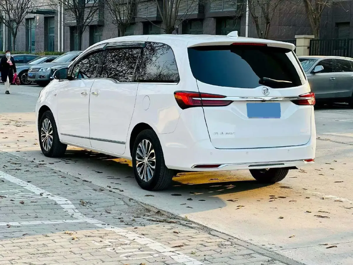 2021 Buick GL8 2.0T 237HP L4 9AT,autocango,china used car exporter,china ev exporter,chinese used car exporter,chinese used ev exporter