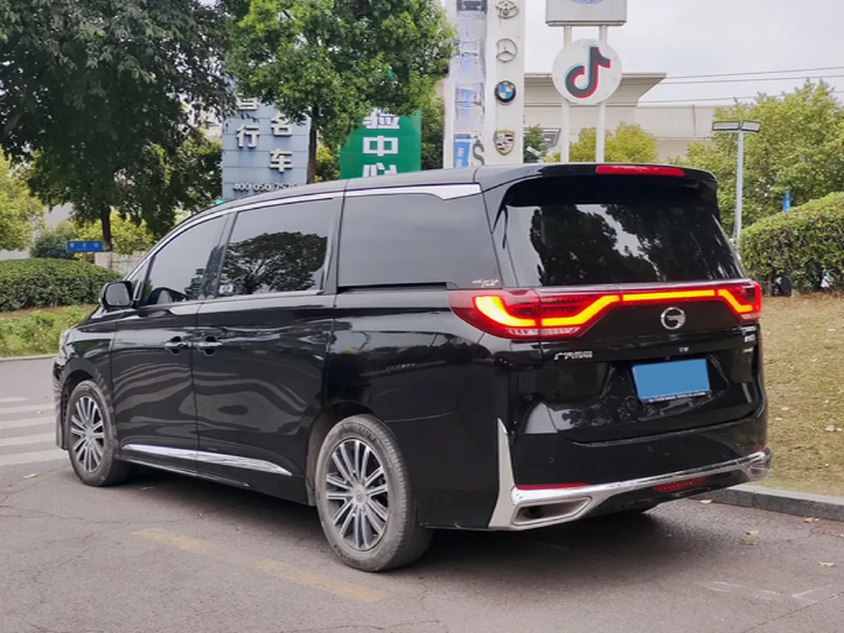 2021 GAC Trumpchi M8 2.0T 252HP L4 8AT,autocango,china used car exporter,china ev exporter,chinese used car exporter,chinese used ev exporter