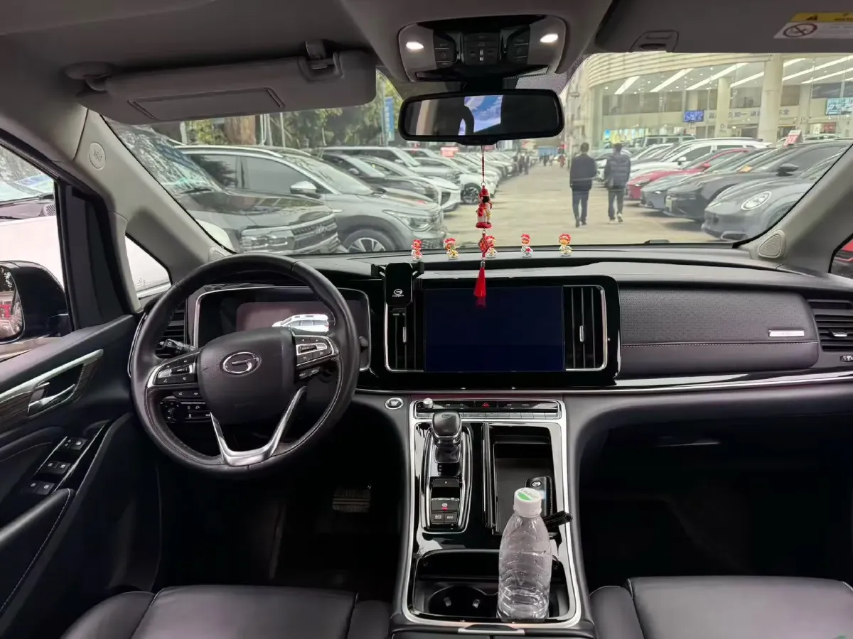 2021 GAC Trumpchi M8 2.0T 252HP L4 8AT,autocango,china used car exporter,china ev exporter,chinese used car exporter,chinese used ev exporter