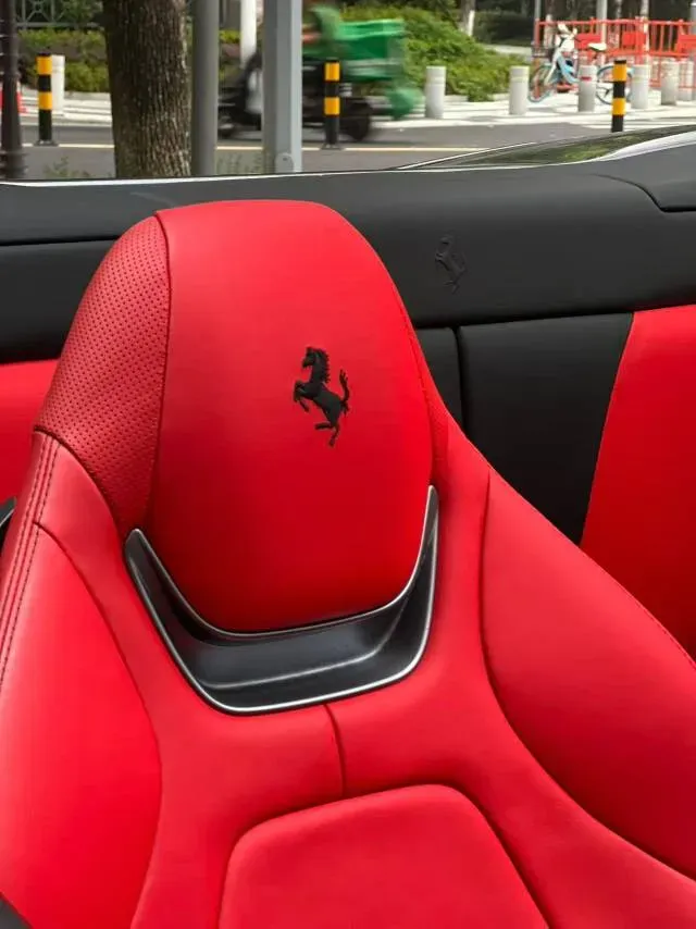 2018 Ferrari Portofino 3.9T 600HP V8 7DCT,autocango,china used car exporter,china ev exporter,chinese used car exporter,chinese used ev exporter