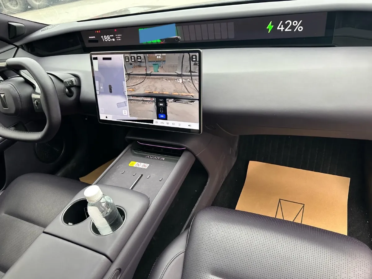 2025 Avatr 06 BEV,autocango,china used car exporter,china ev exporter,chinese used car exporter,chinese used ev exporter