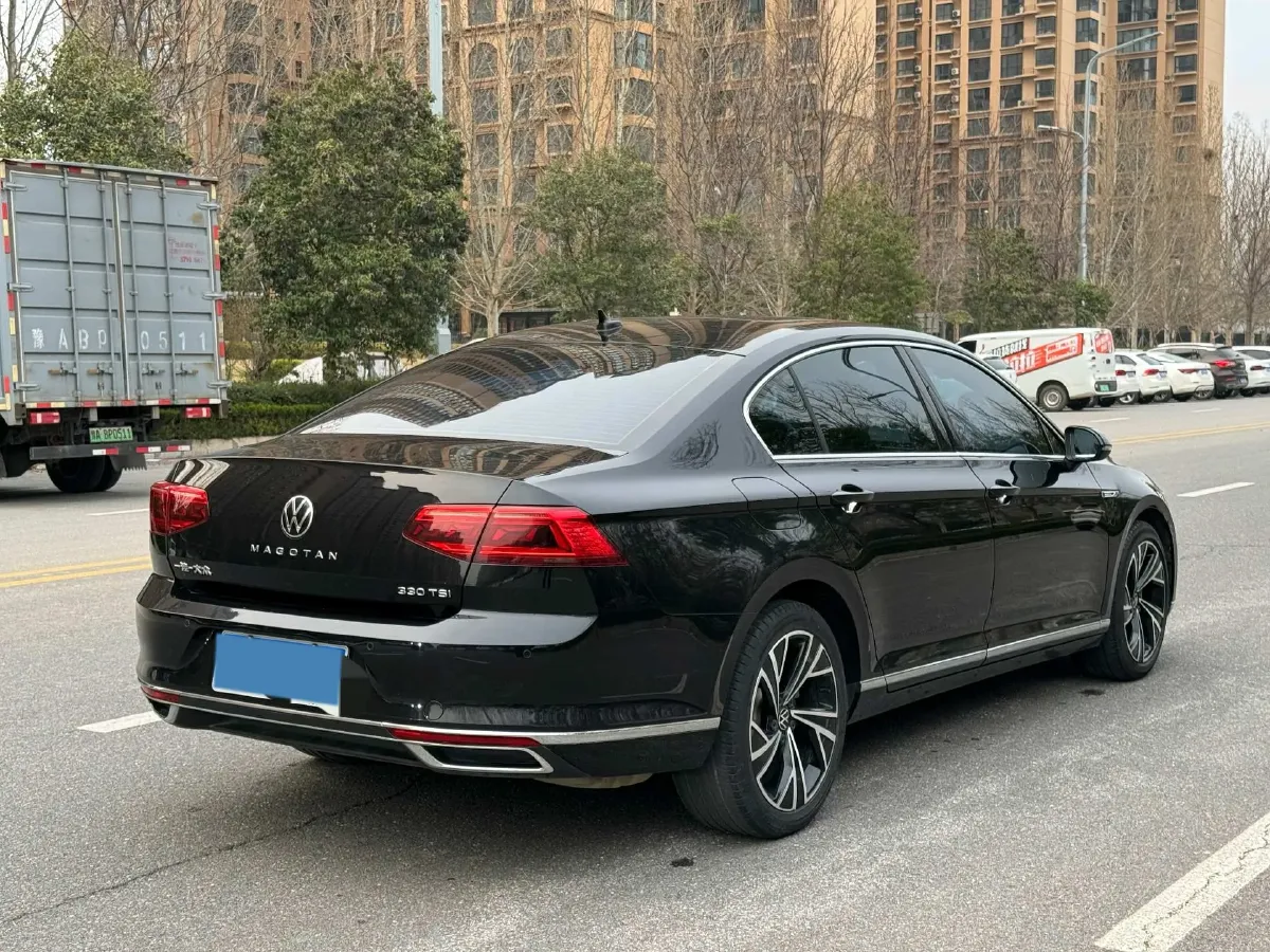 2020 Volkswagen Magotan 2.0T 186HP L4 7DCT,autocango,china used car exporter,china ev exporter,chinese used car exporter,chinese used ev exporter