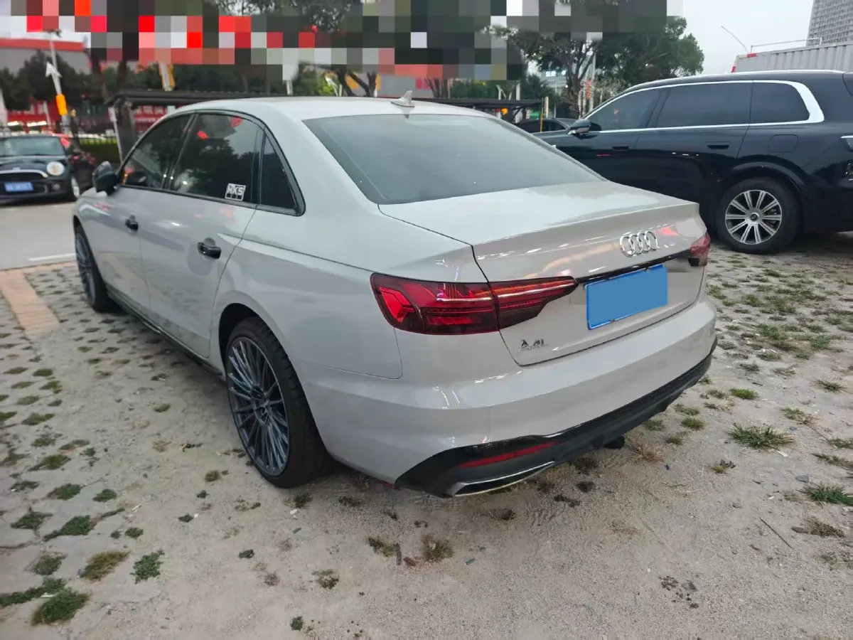 2022 Audi A4L 2.0T 190HP L4 7DCT,autocango,china used car exporter,china ev exporter,chinese used car exporter,chinese used ev exporter