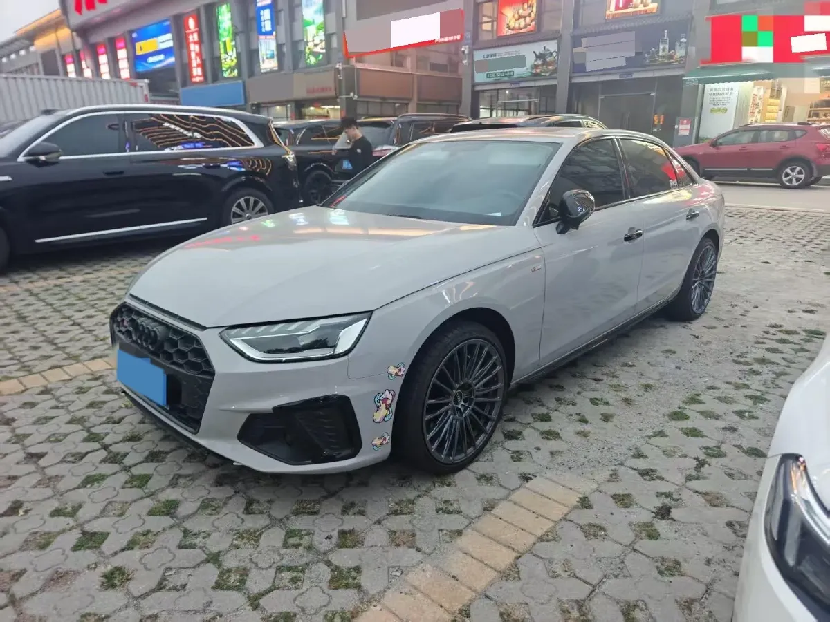 2022 Audi A4L 2.0T 190HP L4 7DCT,autocango,china used car exporter,china ev exporter,chinese used car exporter,chinese used ev exporter