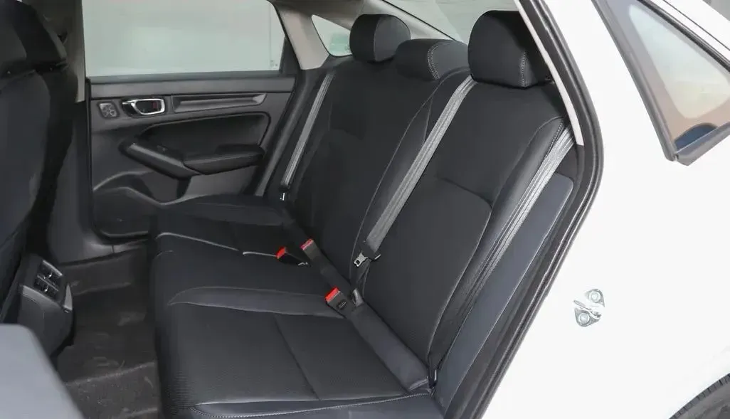 2025 Honda Civic 1.5T 182HP L4 CVT,autocango,china used car exporter,china ev exporter,chinese used car exporter,chinese used ev exporter