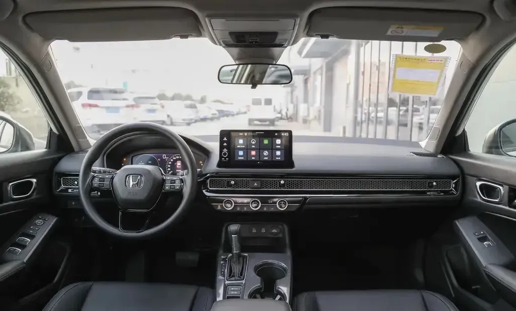 2025 Honda Civic 1.5T 182HP L4 CVT,autocango,china used car exporter,china ev exporter,chinese used car exporter,chinese used ev exporter