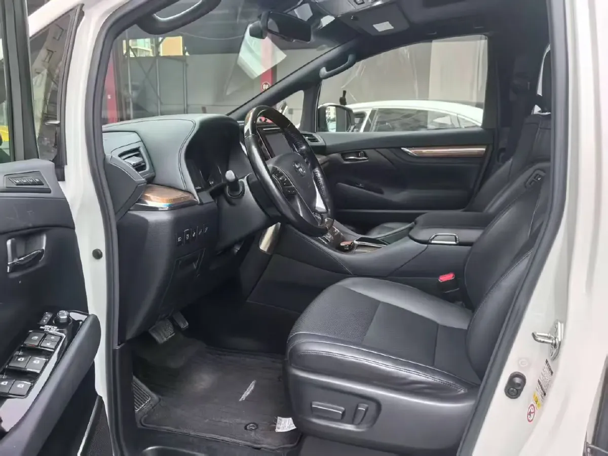 2018 Toyota Alphard 3.5L 275HP V6 6AT,autocango,china used car exporter,china ev exporter,chinese used car exporter,chinese used ev exporter