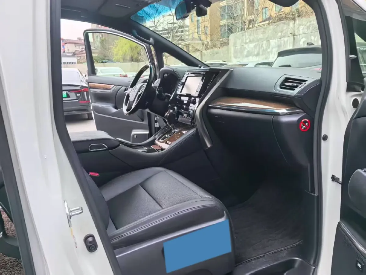 2018 Toyota Alphard 3.5L 275HP V6 6AT,autocango,china used car exporter,china ev exporter,chinese used car exporter,chinese used ev exporter