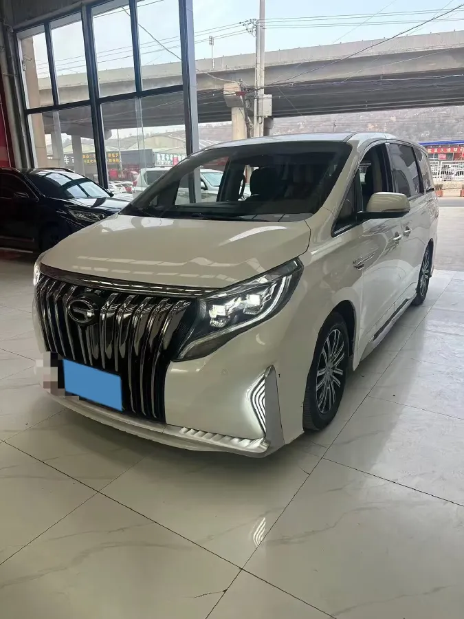2021 GAC Trumpchi M8 2.0T 252HP L4 8AT,autocango,china used car exporter,china ev exporter,chinese used car exporter,chinese used ev exporter