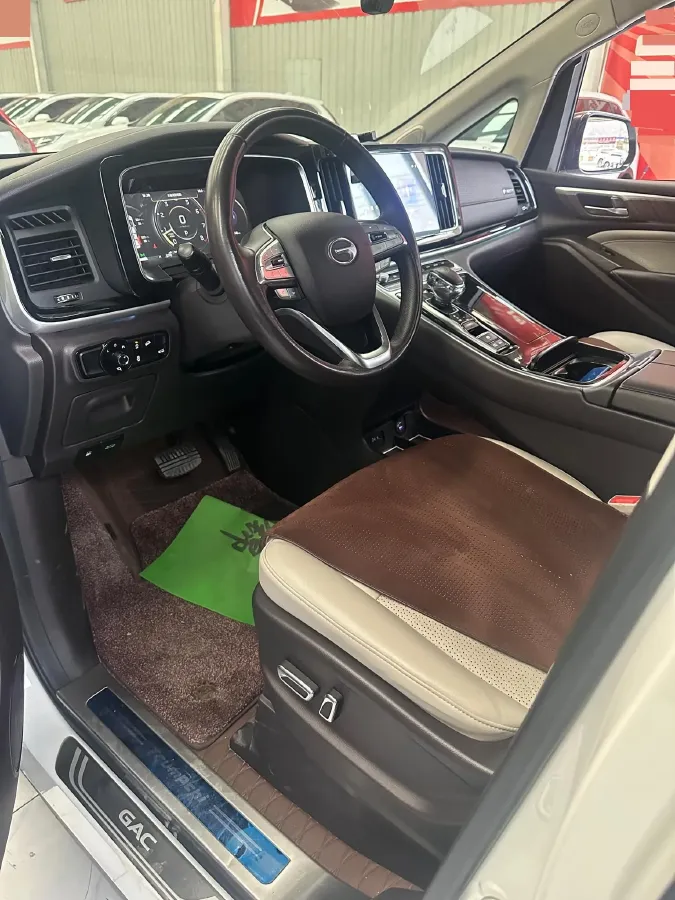 2021 GAC Trumpchi M8 2.0T 252HP L4 8AT,autocango,china used car exporter,china ev exporter,chinese used car exporter,chinese used ev exporter