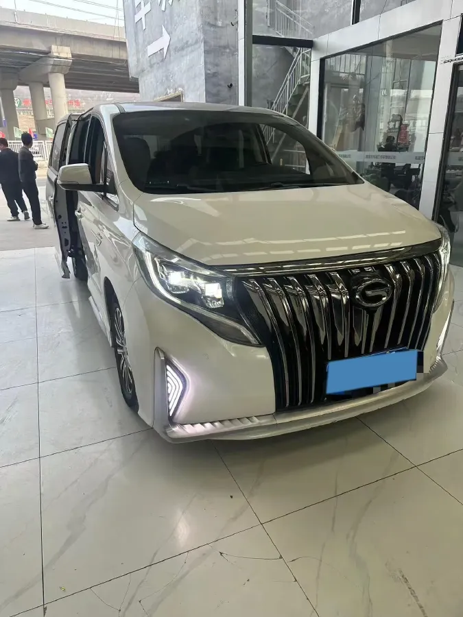 2021 GAC Trumpchi M8 2.0T 252HP L4 8AT,autocango,china used car exporter,china ev exporter,chinese used car exporter,chinese used ev exporter