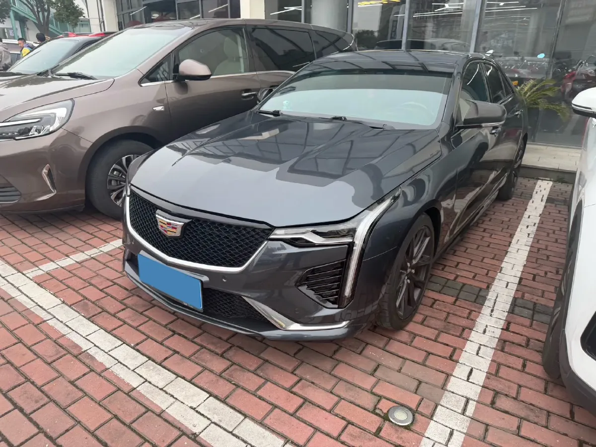 2021 Cadillac CT4 2.0T 237HP L4 8AT,autocango,china used car exporter,china ev exporter,chinese used car exporter,chinese used ev exporter