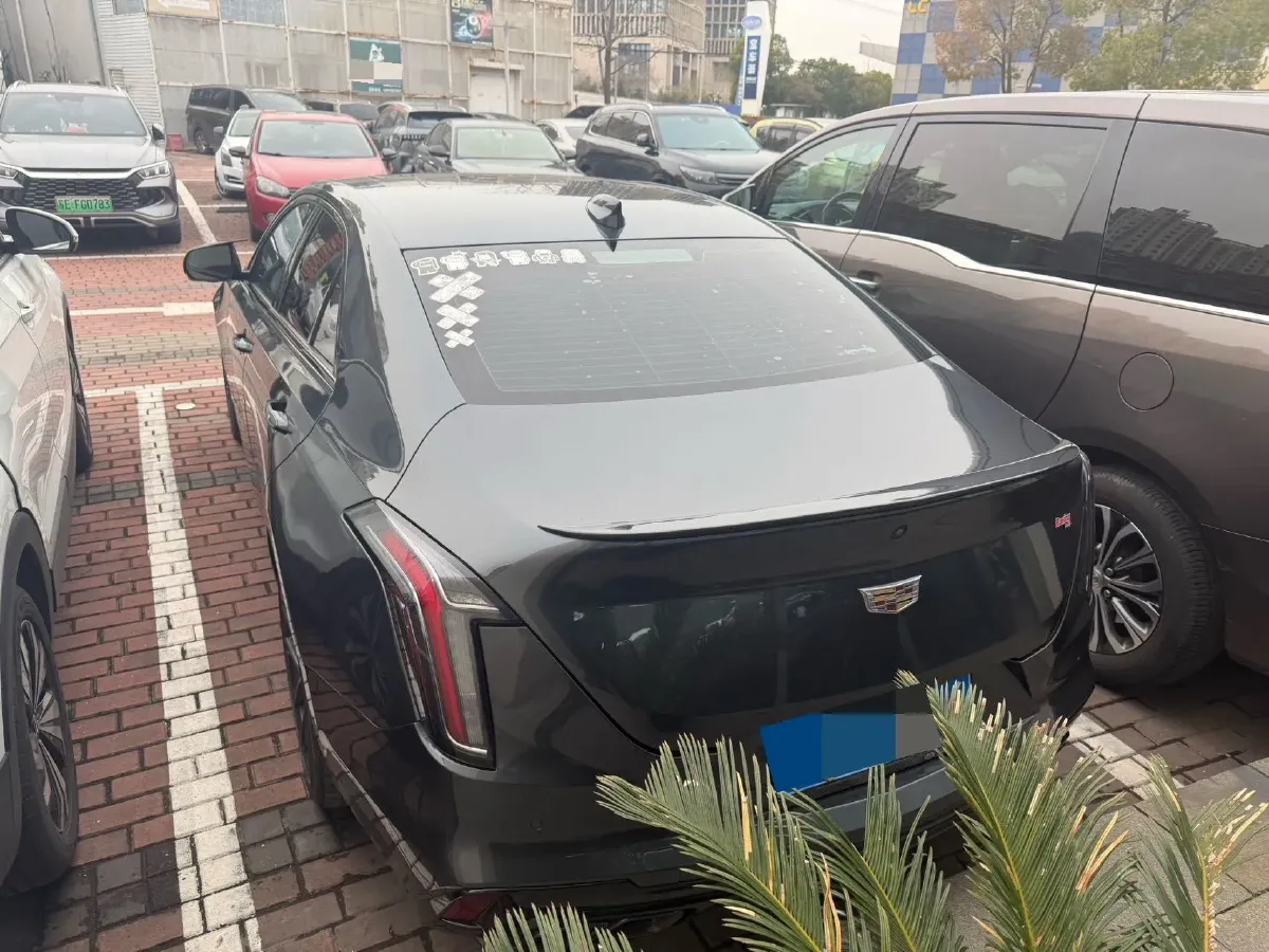2021 Cadillac CT4 2.0T 237HP L4 8AT,autocango,china used car exporter,china ev exporter,chinese used car exporter,chinese used ev exporter