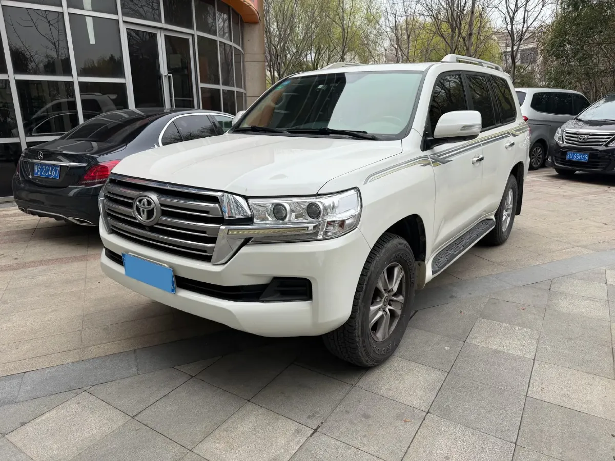 2019 Chevrolet Trax 1.0T 125HP L3 6AT,autocango,china used car exporter,china ev exporter,chinese used car exporter,chinese used ev exporter