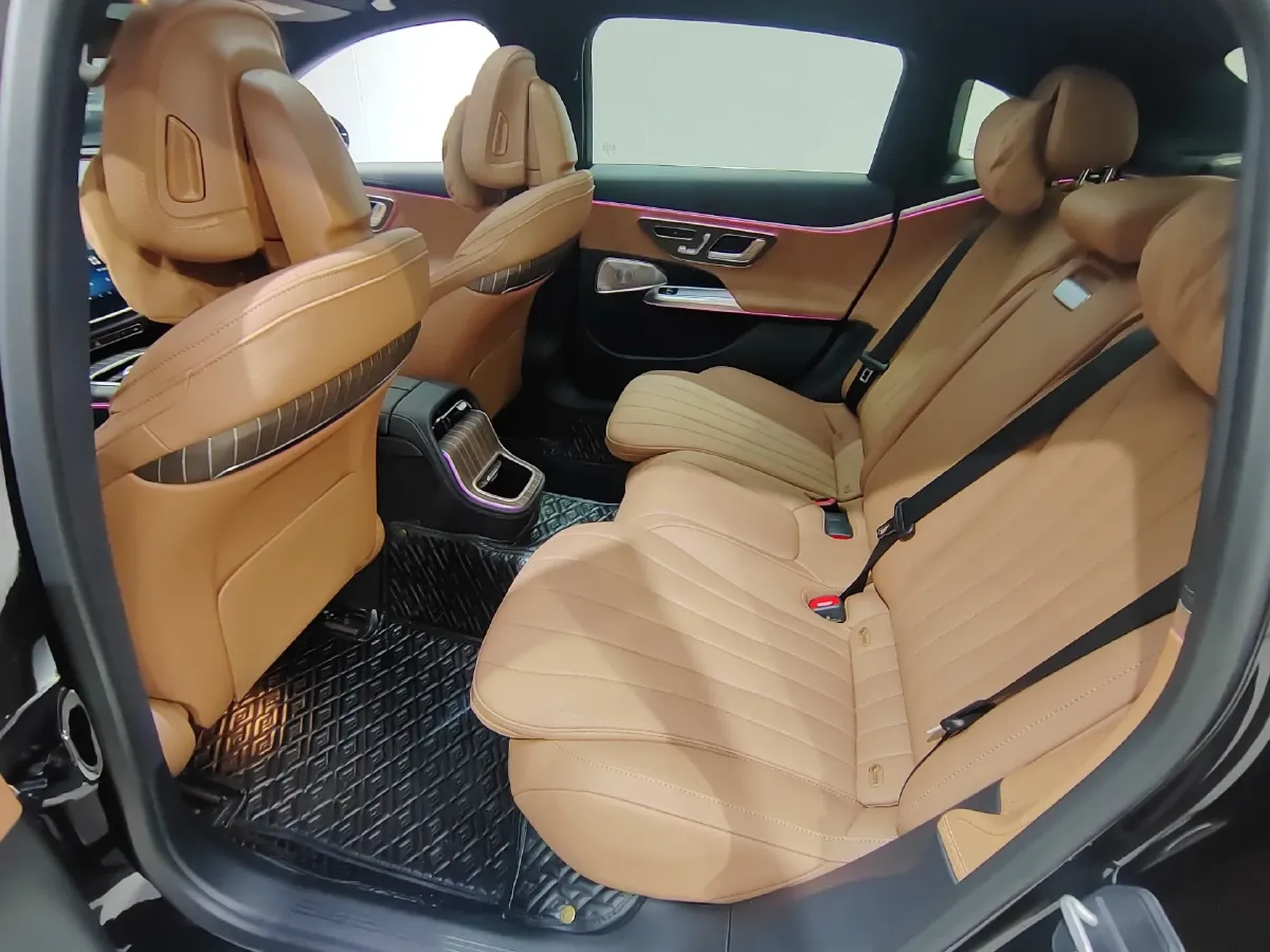 2025 Mercedes-Benz E Class 2.0T 258HP L4 9AT,autocango,china used car exporter,china ev exporter,chinese used car exporter,chinese used ev exporter