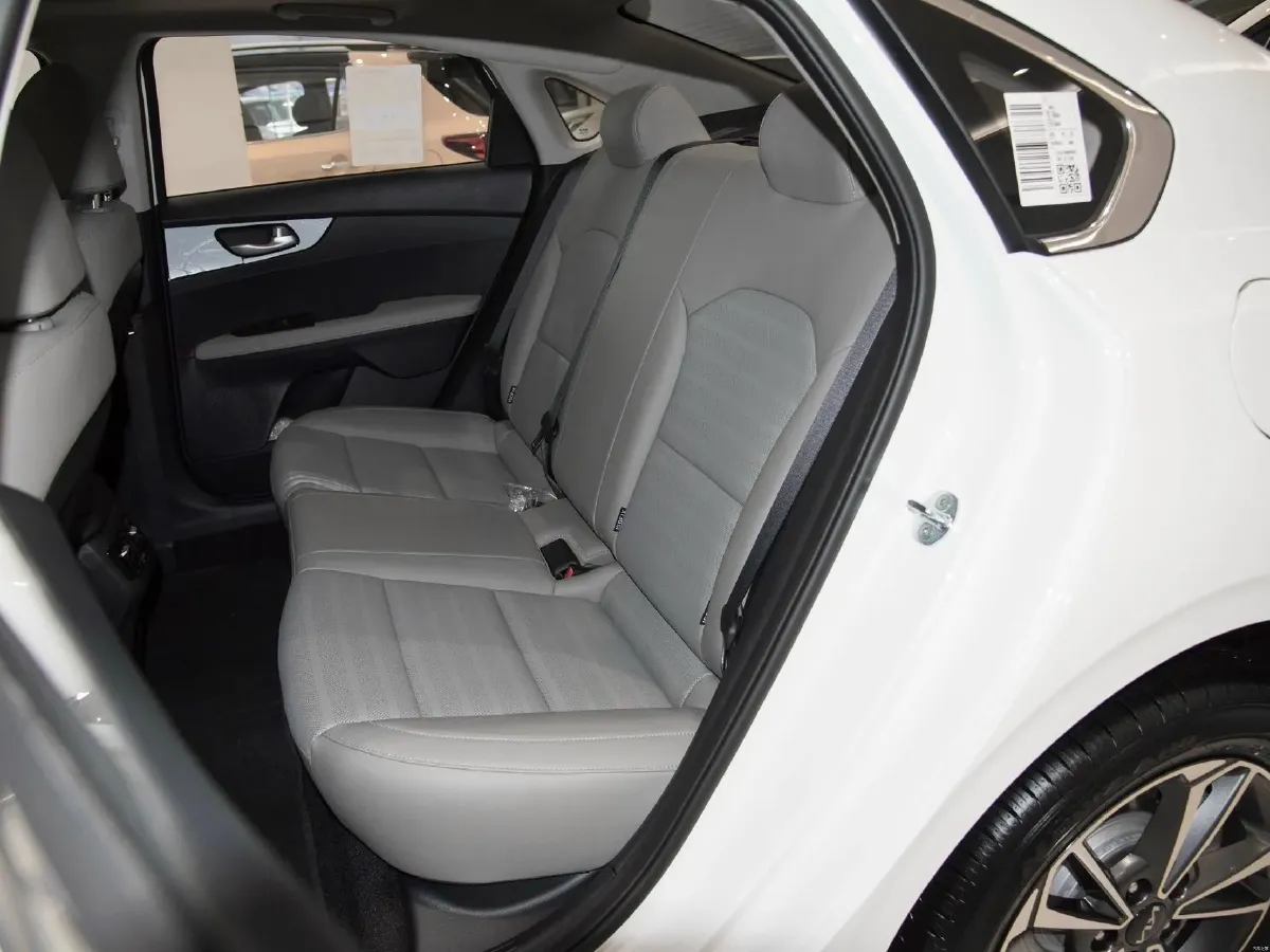 2023 Kia K3 1.5L 115HP L4 CVT,autocango,china used car exporter,china ev exporter,chinese used car exporter,chinese used ev exporter