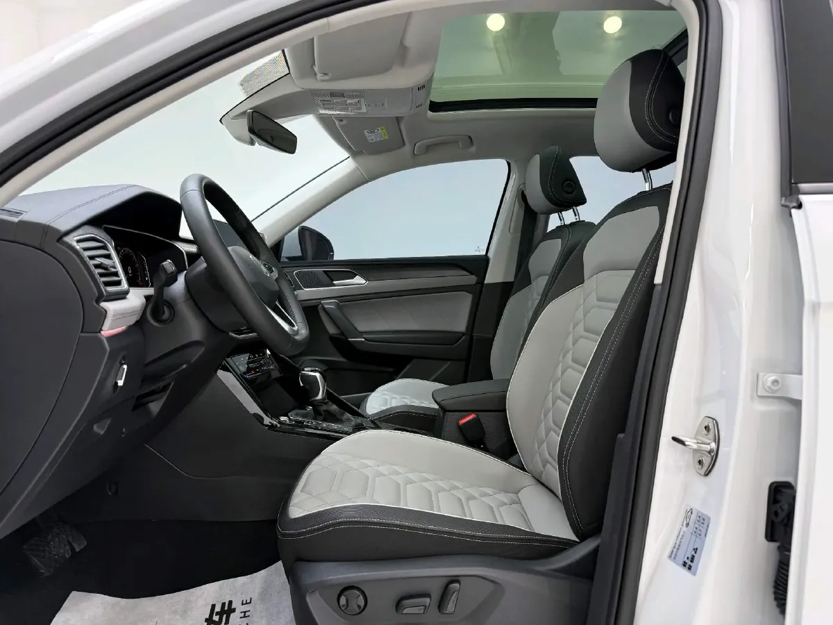 2024 Volkswagen Tayron 2.0T 186HP L4 7DCT,autocango,china used car exporter,china ev exporter,chinese used car exporter,chinese used ev exporter