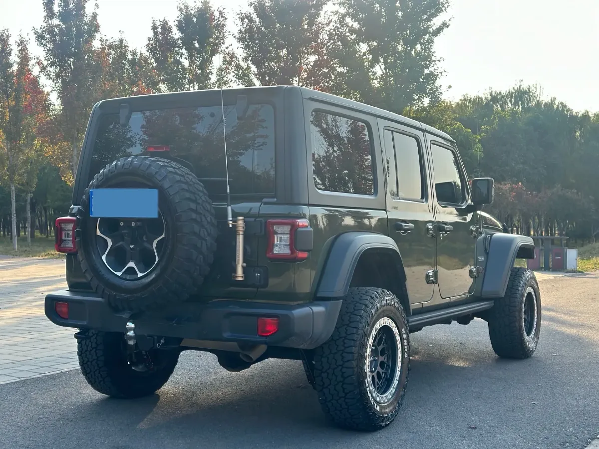 2020 Jeep Wrangler 2.0T 266HP L4 8AT,autocango,china used car exporter,china ev exporter,chinese used car exporter,chinese used ev exporter