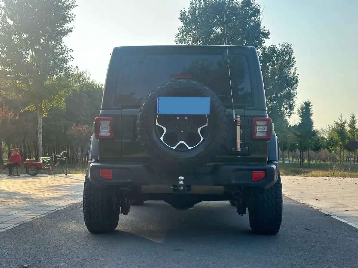 2020 Jeep Wrangler 2.0T 266HP L4 8AT,autocango,china used car exporter,china ev exporter,chinese used car exporter,chinese used ev exporter