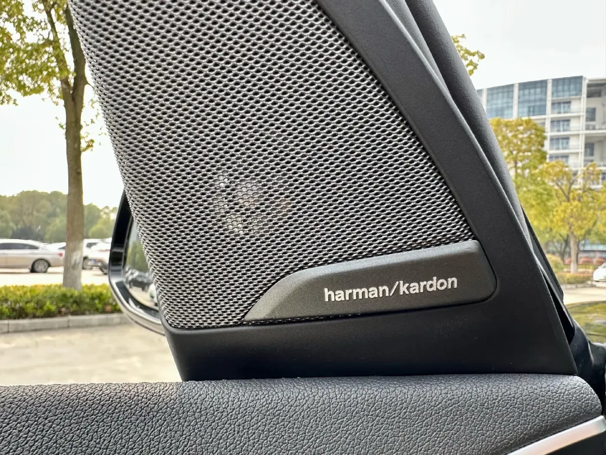 2023 BMW X3 2.0T 184HP L4 8AT,autocango,china used car exporter,china ev exporter,chinese used car exporter,chinese used ev exporter