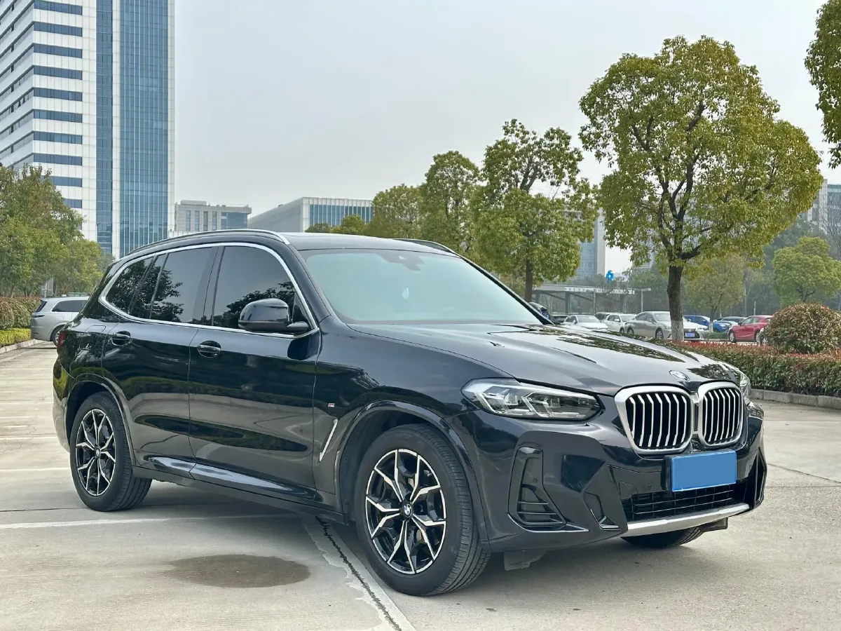 2023 BMW X3 2.0T 184HP L4 8AT,autocango,china used car exporter,china ev exporter,chinese used car exporter,chinese used ev exporter