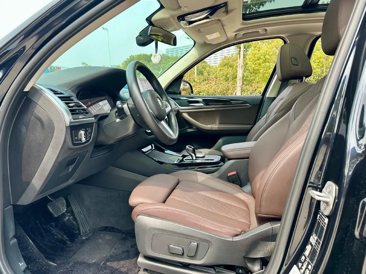 2023 BMW X3 2.0T 184HP L4 8AT,autocango,china used car exporter,china ev exporter,chinese used car exporter,chinese used ev exporter